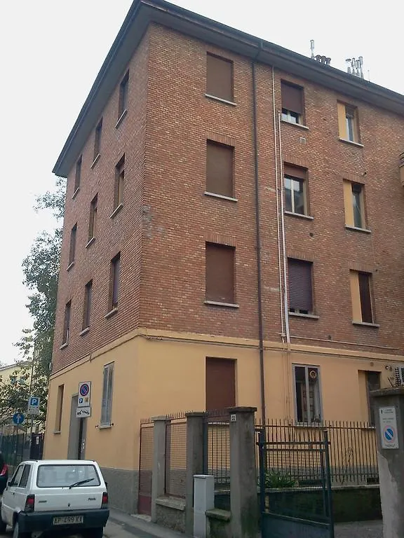 Farolfi Apartments Passarotti Bologna 0*,